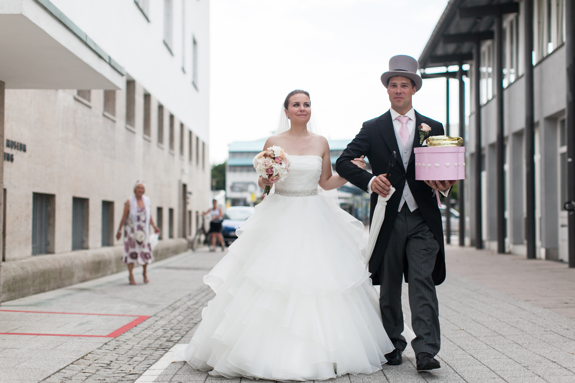 Fotograf Konstanz - Hochzeit Raphaela Phillip 061 - Wedding Story from Raphaela and Phillip at Lake of Constance - 189