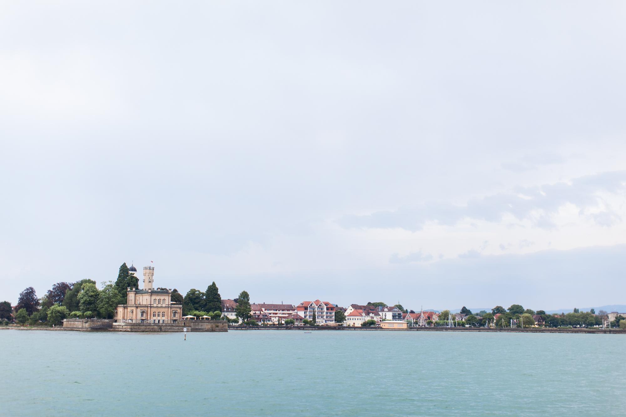Fotograf Konstanz - Hochzeit Raphaela Phillip 069 - Wedding Story from Raphaela and Phillip at Lake of Constance - 196