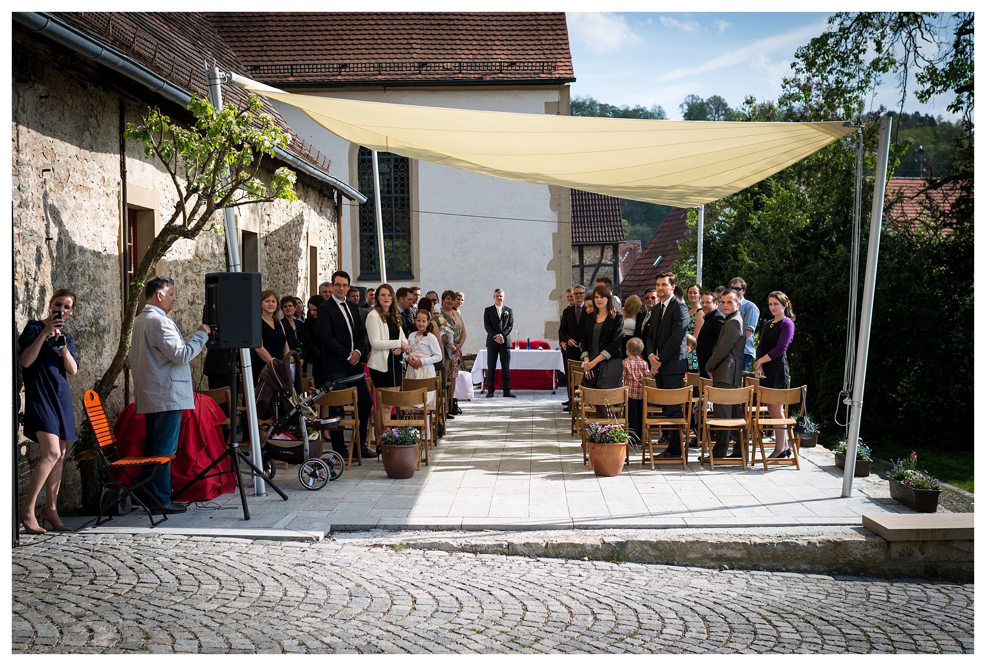 Fotograf Konstanz - Hochzeitsreportage Bettina Martin Heilbronn Elmar Feuerbacher Photography 28 - Wedding Story in Schöntal close to Heilbronn - 132 -