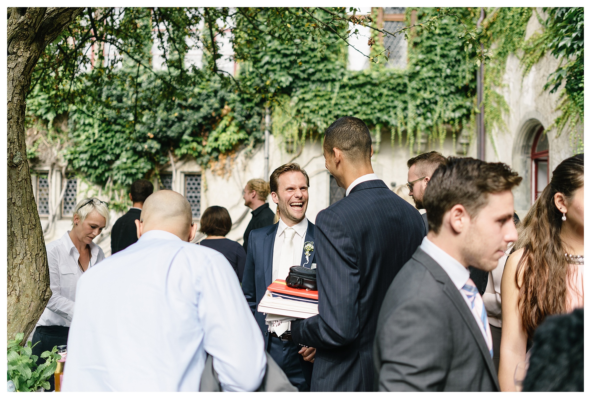 Fotograf Konstanz - Hochzeitsreportage Konstanz Raphael Nicole Elmar Feuerbacher Photography Hochzeit Portrait 07 - Wedding in Constance at Lake of Constance - 1194