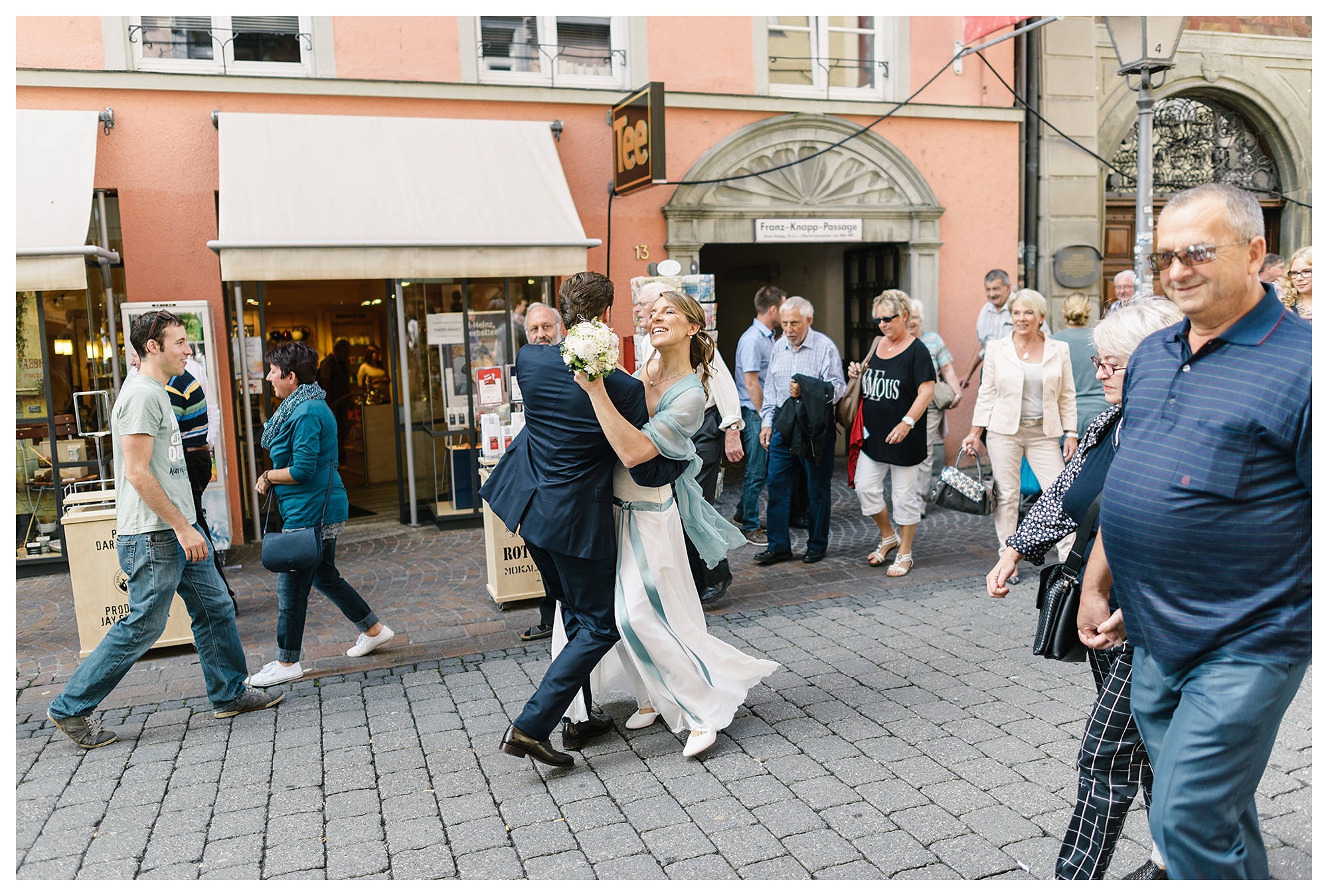 Fotograf Konstanz - Hochzeitsreportage Konstanz Raphael Nicole Elmar Feuerbacher Photography Hochzeit Portrait 17 - Wedding in Constance at Lake of Constance - 1200